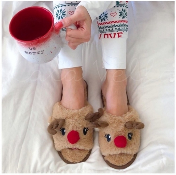 Rudolph the Red Nose Reindeer Slippers 🎉HOST PICK🎉 - Picture 3 of 6